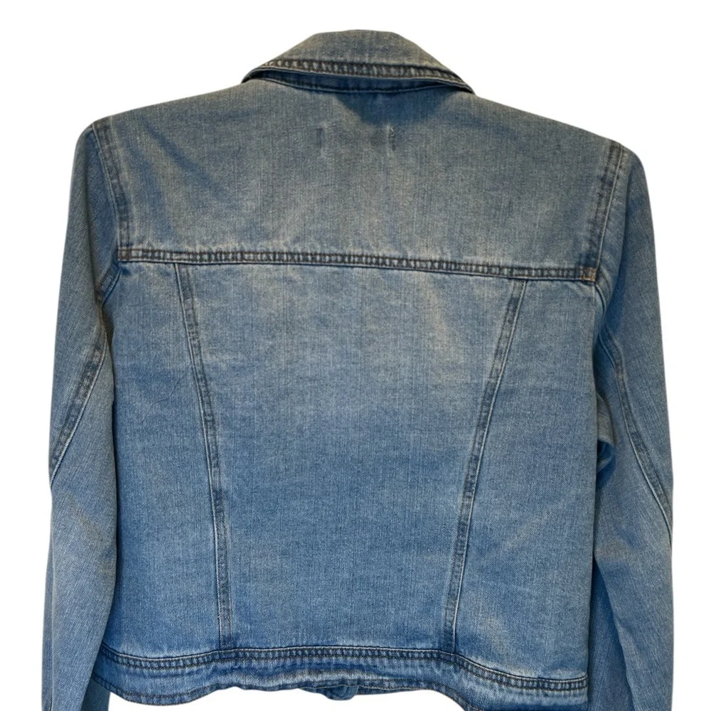 Cavalini Denim Jacket Women’s Size M Blue Cropped Jean Jacket Classic Chic - Picture 5 of 6
